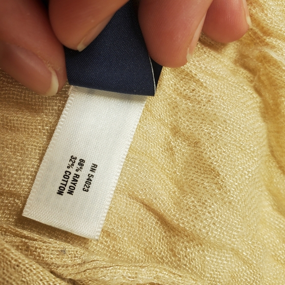 GAP Tan Lightweight Scarf - Picture 8 of 10